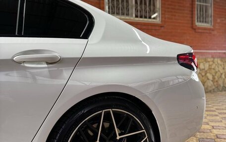 BMW 5 серия, 2021 год, 5 500 000 рублей, 40 фотография