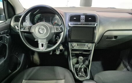 Volkswagen Polo VI (EU Market), 2015 год, 849 000 рублей, 10 фотография