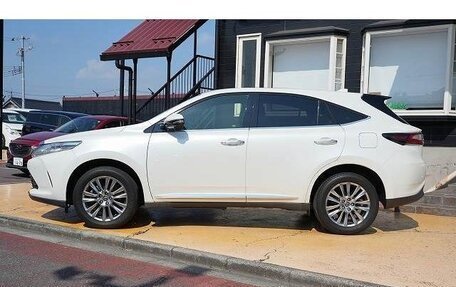 Toyota Harrier, 2019 год, 2 350 003 рублей, 4 фотография