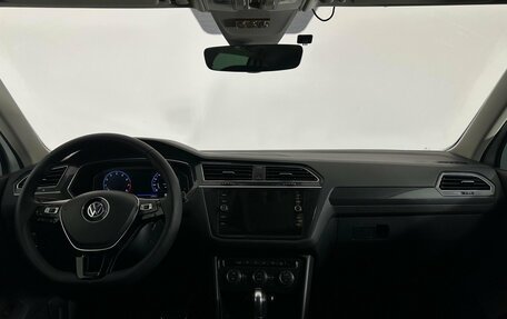 Volkswagen Tiguan II, 2019 год, 3 297 000 рублей, 8 фотография