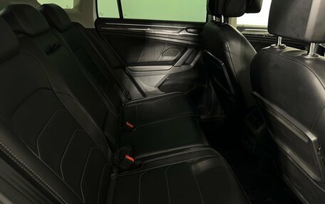 Volkswagen Tiguan II, 2019 год, 3 297 000 рублей, 19 фотография