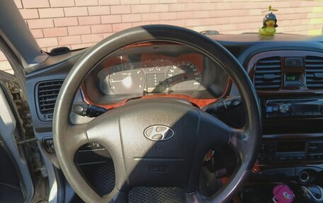 Hyundai Sonata IV рестайлинг, 2006 год, 180 000 рублей, 24 фотография