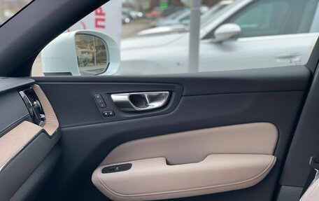 Volvo XC60 II, 2025 год, 5 999 000 рублей, 12 фотография