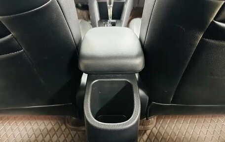 Toyota Yaris XP150 рестайлинг, 2022 год, 1 000 777 рублей, 16 фотография