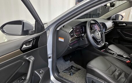 Volkswagen Jetta VII, 2021 год, 1 786 000 рублей, 10 фотография