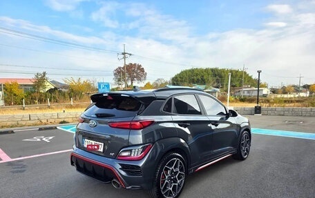 Hyundai Kona I, 2022 год, 1 450 000 рублей, 4 фотография