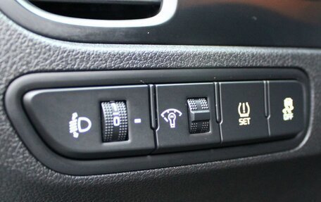 KIA Rio IV, 2019 год, 1 359 000 рублей, 10 фотография