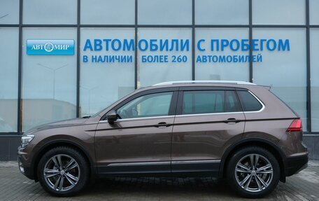 Volkswagen Tiguan II, 2017 год, 2 258 000 рублей, 2 фотография