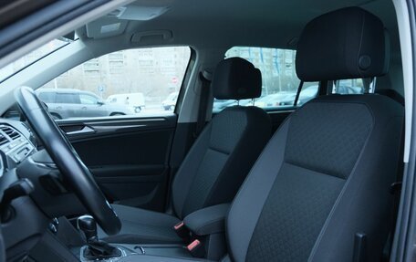 Volkswagen Tiguan II, 2017 год, 2 258 000 рублей, 19 фотография