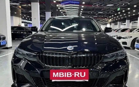 BMW 3 серия, 2022 год, 2 610 999 рублей, 2 фотография