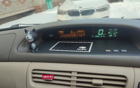 Toyota Vista V30, 2002 год, 650 000 рублей, 7 фотография