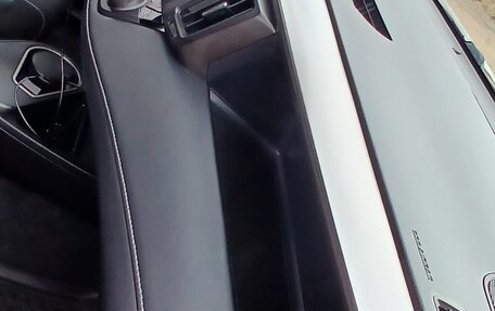 Toyota RAV4, 2018 год, 2 585 000 рублей, 19 фотография