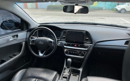 Hyundai Sonata VII, 2018 год, 1 700 000 рублей, 12 фотография