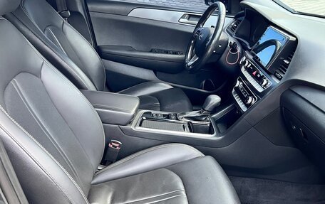 Hyundai Sonata VII, 2018 год, 1 700 000 рублей, 13 фотография