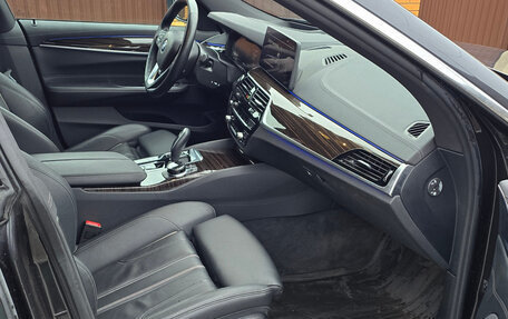 BMW 6 серия, 2021 год, 6 800 000 рублей, 6 фотография