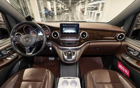 Mercedes-Benz V-Класс, 2018 год, 4 400 000 рублей, 8 фотография