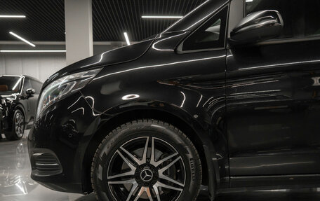 Mercedes-Benz V-Класс, 2018 год, 4 400 000 рублей, 30 фотография