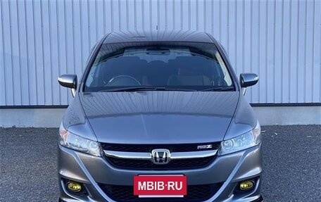 Honda Stream II, 2014 год, 2 фотография