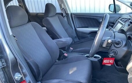 Honda Stream II, 2014 год, 7 фотография