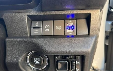 Suzuki Jimny, 2022 год, 1 102 000 рублей, 27 фотография