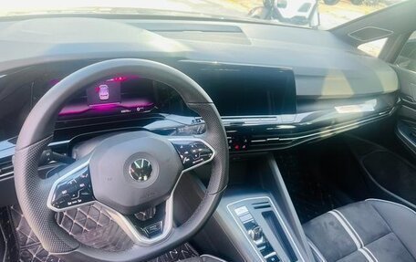 Volkswagen Golf VIII, 2022 год, 1 890 000 рублей, 9 фотография