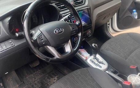 KIA Rio III рестайлинг, 2013 год, 850 000 рублей, 6 фотография