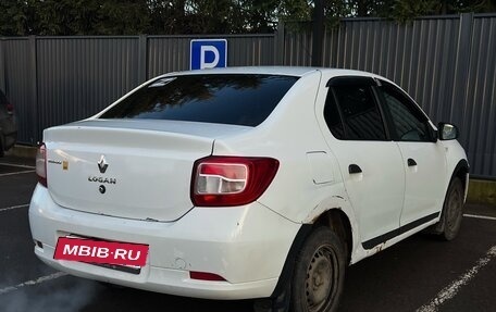 Renault Logan II, 2015 год, 330 000 рублей, 4 фотография