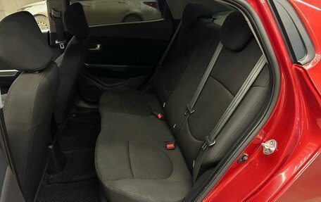 KIA Rio III рестайлинг, 2013 год, 825 000 рублей, 16 фотография