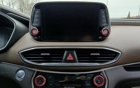 Hyundai Santa Fe IV, 2019 год, 3 000 000 рублей, 18 фотография