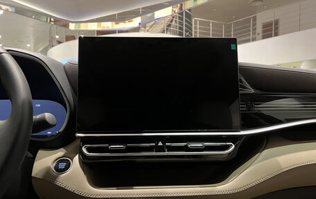 Toyota Highlander, 2025 год, 6 045 500 рублей, 18 фотография