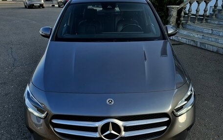 Mercedes-Benz B-Класс, 2020 год, 2 400 000 рублей, 1 фотография