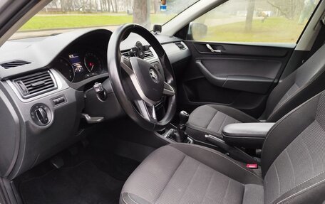 Skoda Rapid I, 2014 год, 800 000 рублей, 24 фотография