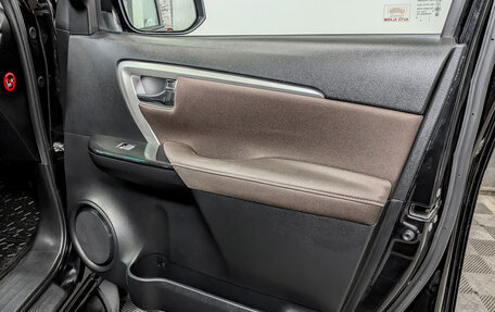 Toyota Fortuner II, 2019 год, 3 800 000 рублей, 23 фотография