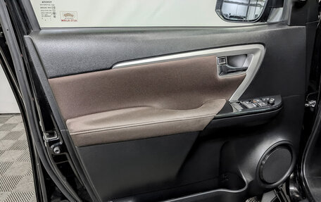 Toyota Fortuner II, 2019 год, 3 800 000 рублей, 19 фотография