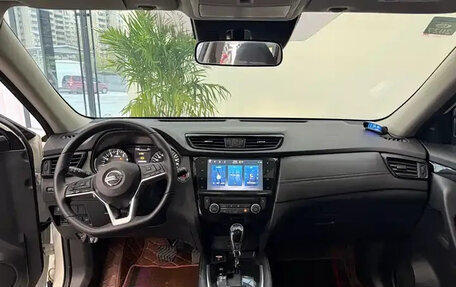 Nissan X-Trail, 2022 год, 2 100 000 рублей, 12 фотография