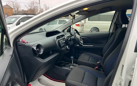 Toyota Aqua I, 2017 год, 1 379 000 рублей, 10 фотография