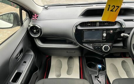 Toyota Aqua I, 2017 год, 1 379 000 рублей, 18 фотография