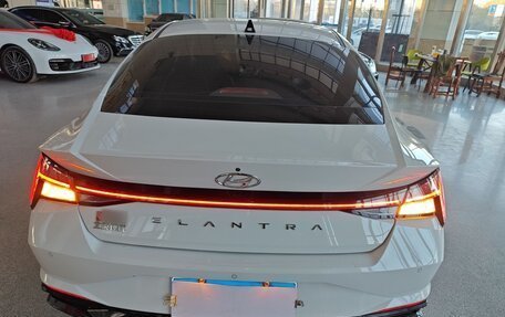 Hyundai Elantra, 2022 год, 1 589 852 рублей, 7 фотография
