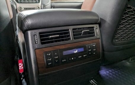 Toyota Land Cruiser 200, 2016 год, 5 400 000 рублей, 17 фотография