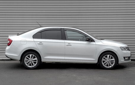 Skoda Rapid I, 2017 год, 1 545 000 рублей, 4 фотография