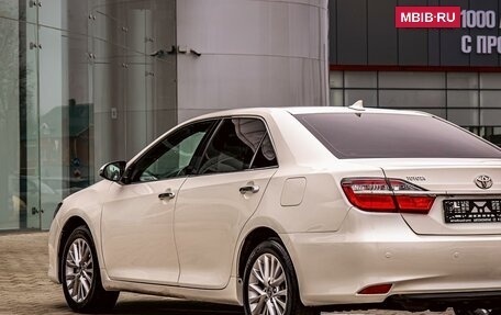 Toyota Camry, 2017 год, 2 095 000 рублей, 9 фотография