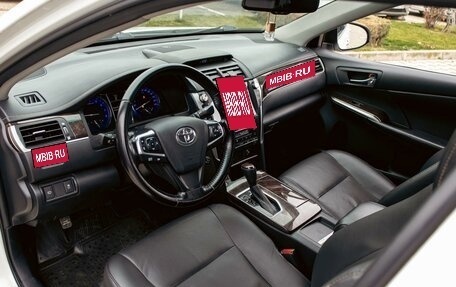 Toyota Camry, 2017 год, 2 095 000 рублей, 13 фотография