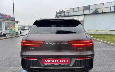 Genesis GV70, 2021 год, 4 990 000 рублей, 6 фотография