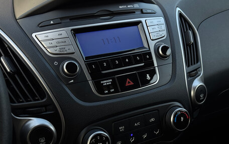 Hyundai ix35 I рестайлинг, 2010 год, 1 500 000 рублей, 11 фотография