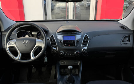 Hyundai ix35 I рестайлинг, 2010 год, 1 500 000 рублей, 9 фотография