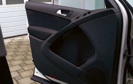 Volkswagen Tiguan I, 2011 год, 1 295 000 рублей, 12 фотография