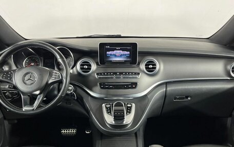 Mercedes-Benz V-Класс, 2018 год, 5 199 000 рублей, 15 фотография