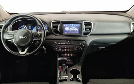 KIA Sportage IV рестайлинг, 2018 год, 1 870 000 рублей, 10 фотография