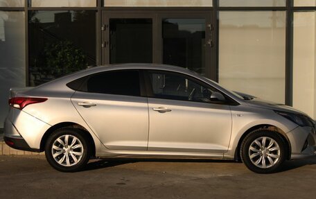 Hyundai Solaris II рестайлинг, 2020 год, 1 230 000 рублей, 4 фотография