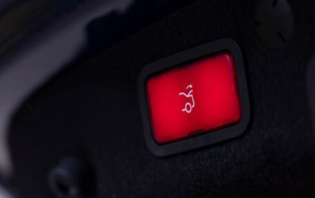 Mercedes-Benz C-Класс, 2018 год, 2 750 000 рублей, 23 фотография